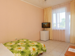 Отель Экватор