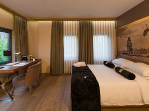 Boutique Saint Sophia Hotel