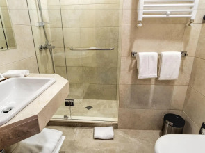 Golden Tulip Borjomi