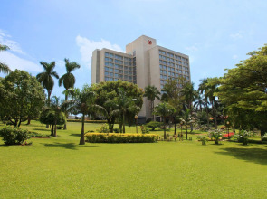 Отель Sheraton Kampala