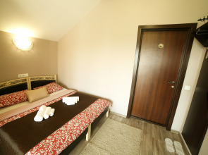 Отель на Ленинградской