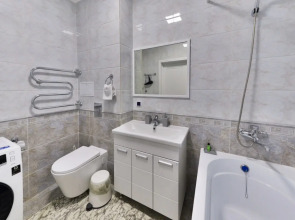 Апартаменты в центре Астаны с видом из окна