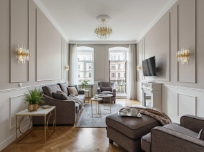 Апартаменты Bird Nest 80 кв.м с Балконом и Видом на Набережную Канала Грибоедова