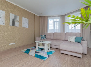 Квартира Happy House  Комарова 17/2