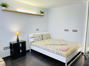 Апартаменты HotelRoom24 Грузинский переулок 14