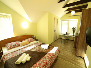 Отель на Ленинградской