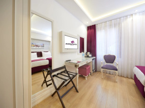 Albinas Hotel Old City