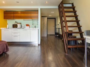 Апартаменты Триумфальная 10