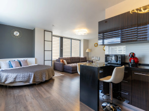 10 Угловые Апартаменты с прекрасным видом в Радиусе (19)