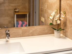 Апартаменты с Видом на Набережную Кремля