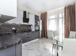 АПАРТАМЕНТЫ REHOME24 на 21 этаже