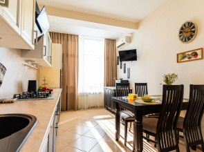 Апартаменты Чистая и Уютная Недалеко от Моря от LetoApart