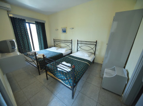 Отель Hanioti Grand Victoria