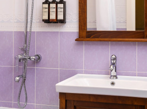 Отель Реавиль