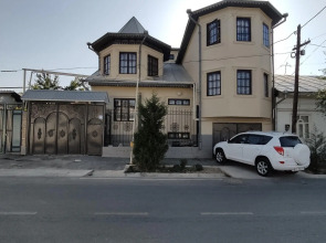 Хостел Uyut house Osh