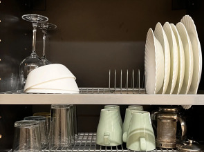 Апартаменты с Потрясающим Видом на Озеро, Горы и Город