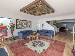 Апарт-Отель Grand Muthu Oura View Beach Club