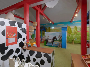 Отель Хорсека Резорт