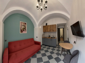 Отель Двенадцать