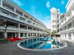 Отель Radisson RED Phuket Patong Beach