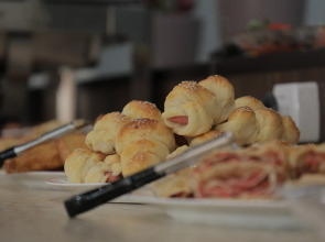 Отель Grand Turon Plaza