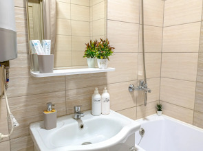 Апартаменты TopHouse на Можжевеловой 18, 10 этаж