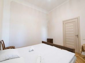 Гостевой дом Anna's Guest House Gori