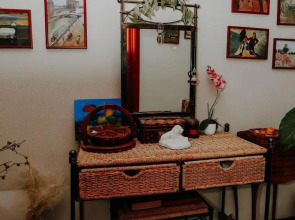 Отель Исака