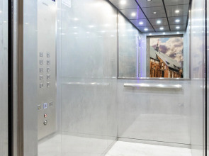 Апартаменты Алиса в Центре на Уральской 20