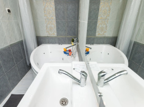 Апартаменты Добрые Сутки Красный переулок 2