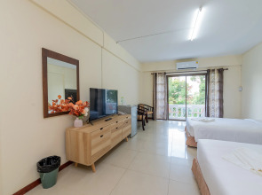 Отель Hillside Resort Pattaya