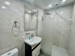 Отель Castle Family