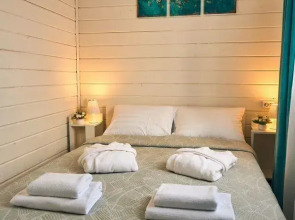 Апартаменты Трехкомнатные в Таунхаусе на Казамазова, 157