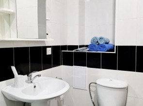 Апартаменты Runway Apartments