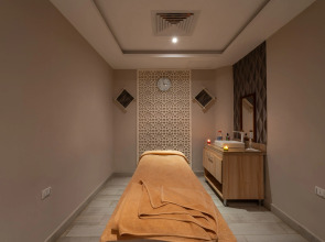 Seven Seas Jolie Bay