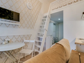 Апартаменты Sokroma Фонтанный Дом 3