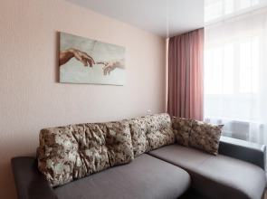 Апартаменты Живи Уютно у Ледового Дворца