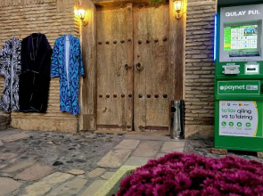 Отель Chor Minor 90 м до cтарого города мы готовы к осеннему празднику