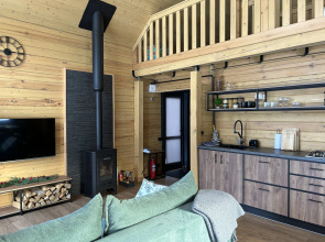 Дом с Камином и Панорамными Окнами