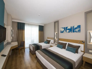 Palm World Resort & Spa Side - All Inclusive