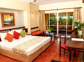 Курортный отель The Palms