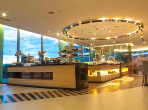 Отель Way Hotel Pattaya