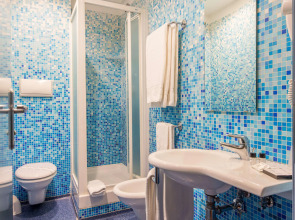 Отель Best Western Plus Hotel Plaza Napoli