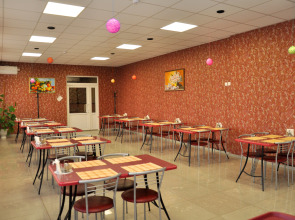 Гостиничный Комплекс Солнечный