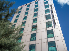 Отель CH Bucharest