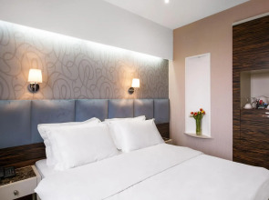 Отель Crystal Hotel Belgrade