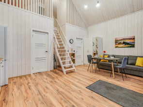 Частный дом загородный с баней на дровах