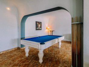 Апарт-Отель Grand Muthu Oura View Beach Club