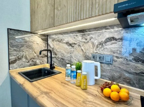 Квартира Life Apartments