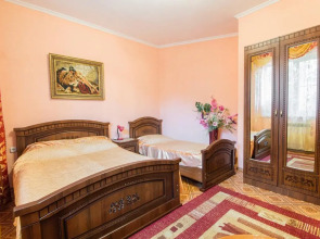 Меблированные комнаты в гостевом доме Кристина